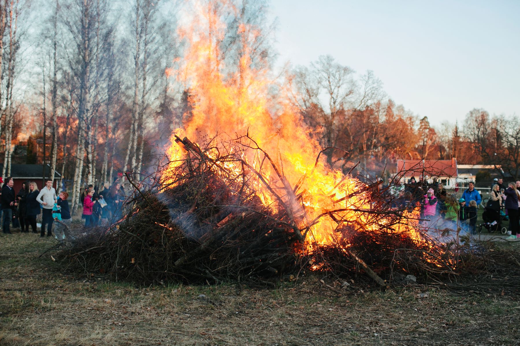 Bild på brasa Valborgsmässoafton